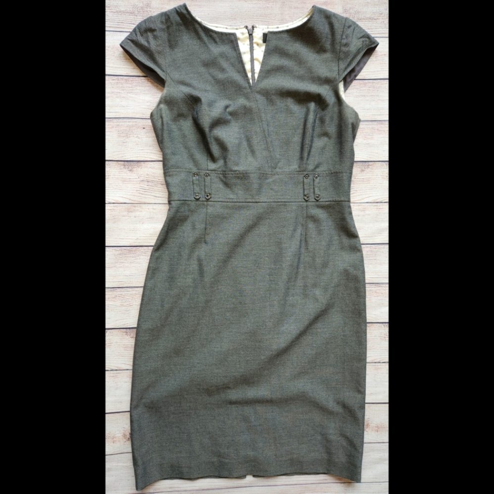 Tahari Grey Pencil Dress with Cap Sleeves Size 8